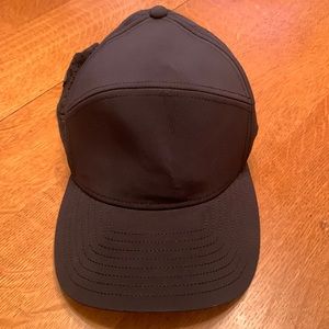 Melin Trenches Hydro hat.